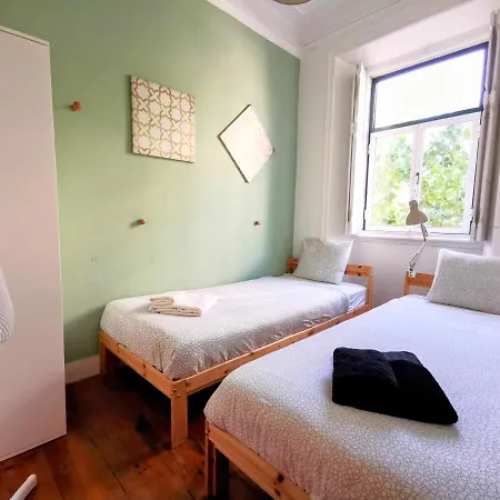 Tradicional Portuguese * Lisbona