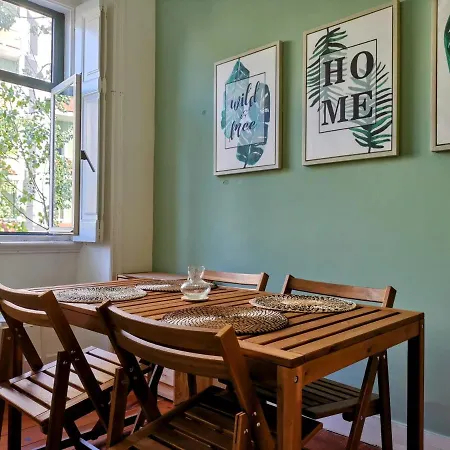 Tradicional Portuguese *